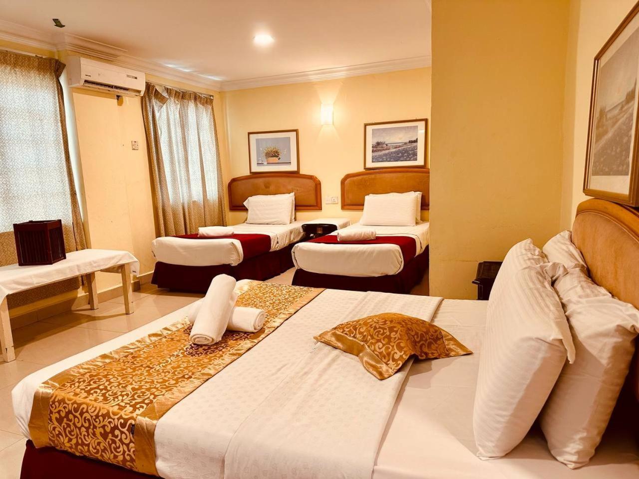 Carlton Hotel Seremban - Next To Terminal Bus Station Oda fotoğraf